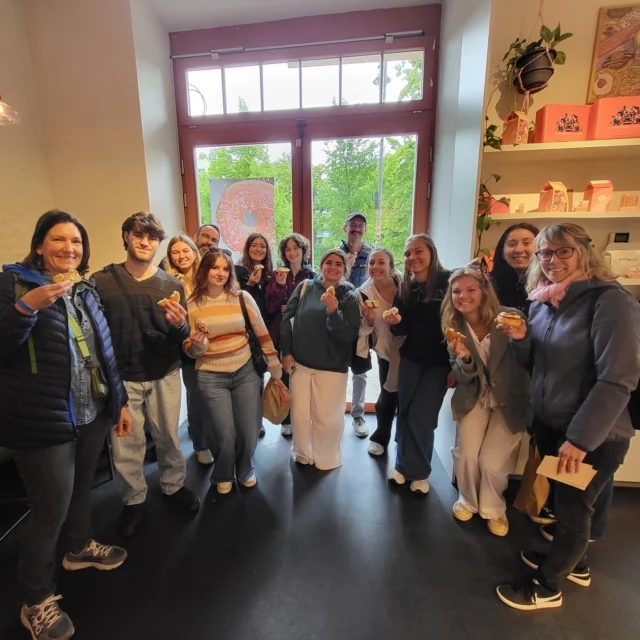 Big shout-out to this lovely Uni Group for joining us on our Kreuzberg Food Power Tour! 🫶

This 2.5 hour tour is perfect for groups with a smaller budget, who still want to dive deep in the history and culture of Berlin, and fly high on the delicious culinary treats this city has to offer 😋

We also created a Food Power Tour in Munich, that can even incorporate fun quiz questions to entertain the curious minds.

Reach out to us for more information on our group tour options, we're always happy to support you in creating an event your group will never forget.

Send us a DM or email on info@forkandwalktoursberlin.com 🤙

#forkandwalk #forkandwalktours #foodtoursberlin #foodtoursmunich #studenttrip #VisitEurope #studyabroad #studyineurope #erasmuslife #erasmuslifstyle